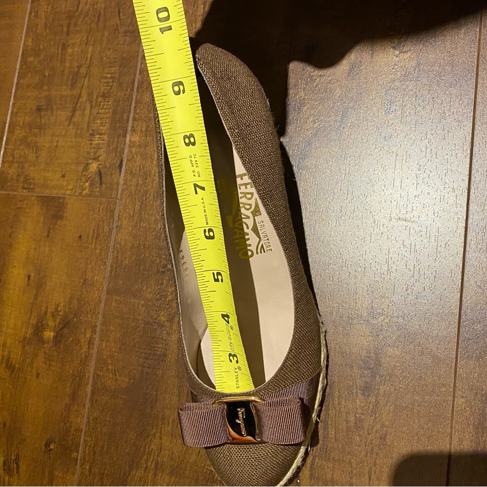 Salvatore Ferrgamo Womens Wedge Sz 9 - Picture 8 of 9